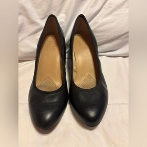 Naomi Black Heel Pump Size 7